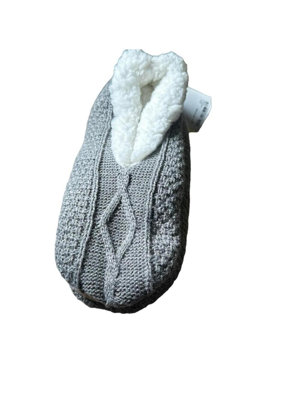 NEW Mixit Women's Cozy Cable Knit Slipper Socks!